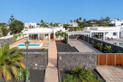 Villa Luxe vendre en Costa Teguise, Lanzarote. 