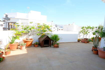 Flat for sale in Arrecife Centro, Lanzarote. 