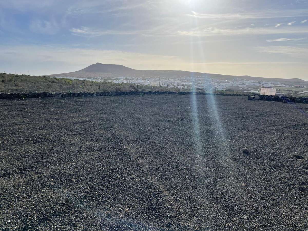 Grundstück / Anwesen in Teguise