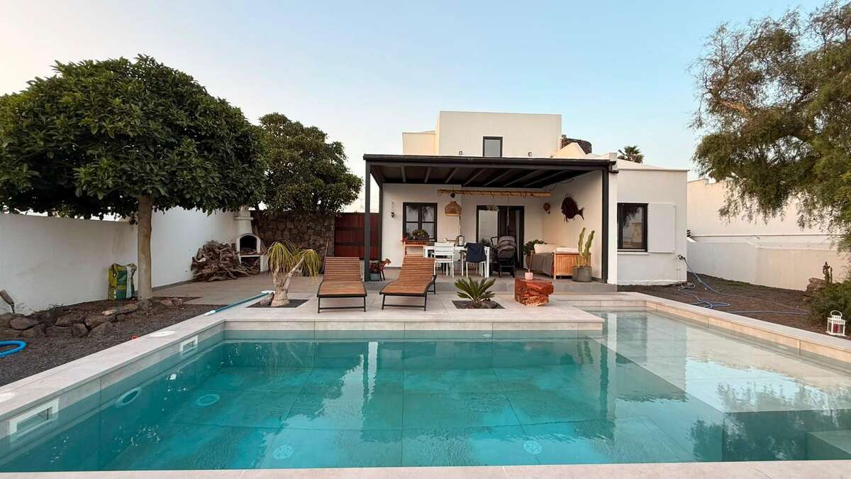Villa in Guime