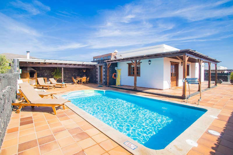Villa in El Islote