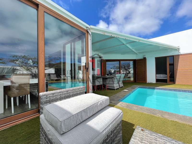 Villa Playa Blanca